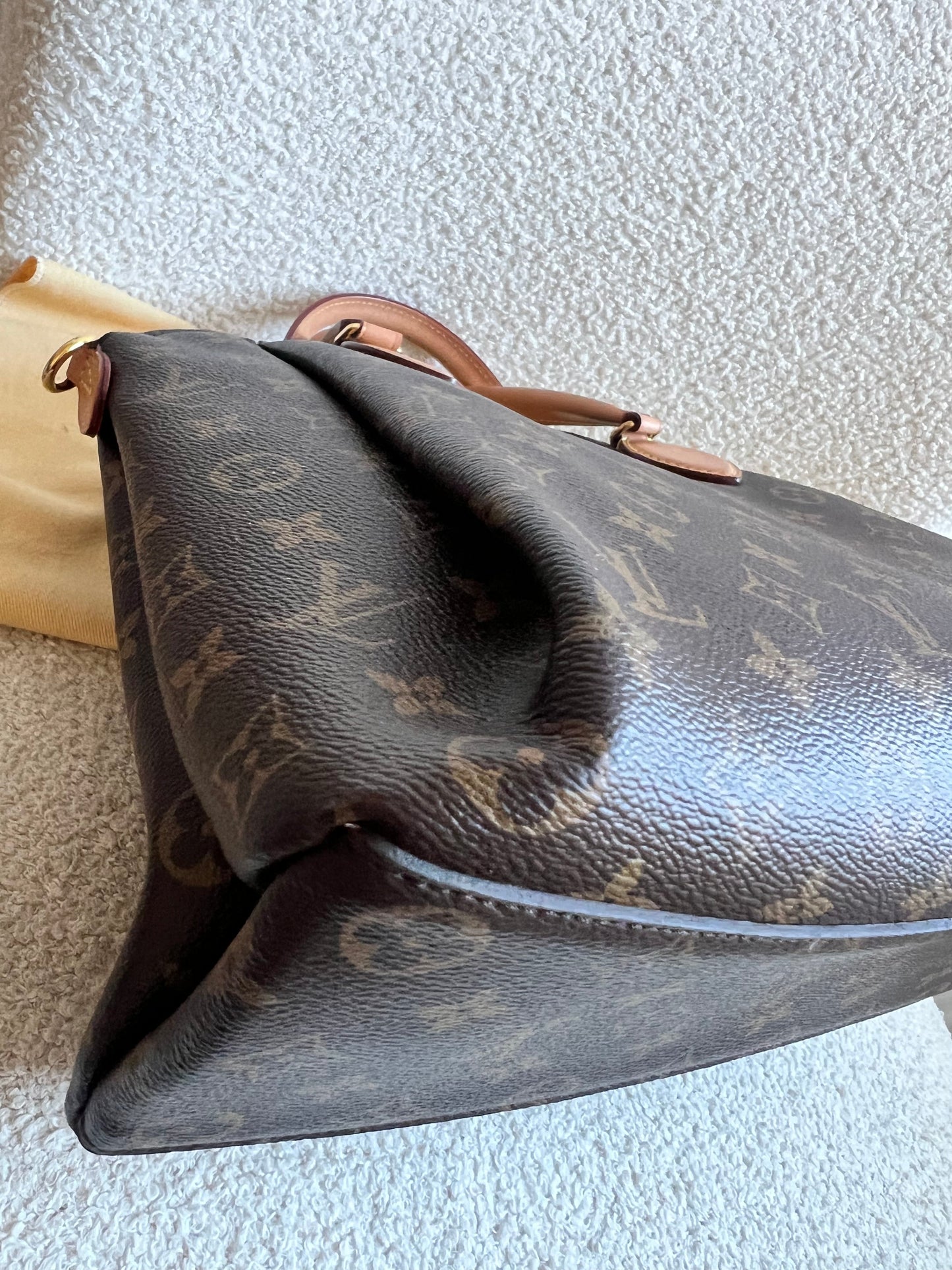 Louis Vuitton Rivoli MM Bag Monogram