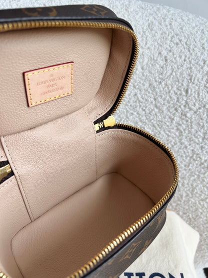 Louis Vuitton Nice Nano Bag Vanity Case (RRP £750)