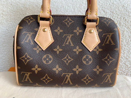Louis Vuitton Speedy Monogram Bandouliere 20 (RRP £1680)