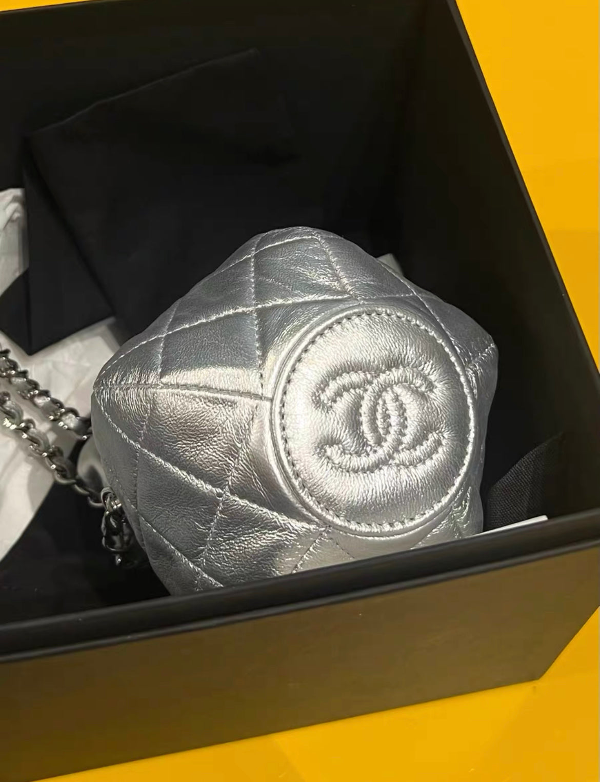 Chanel 23Ss Mini Metallic Quilted Bucket Bag
