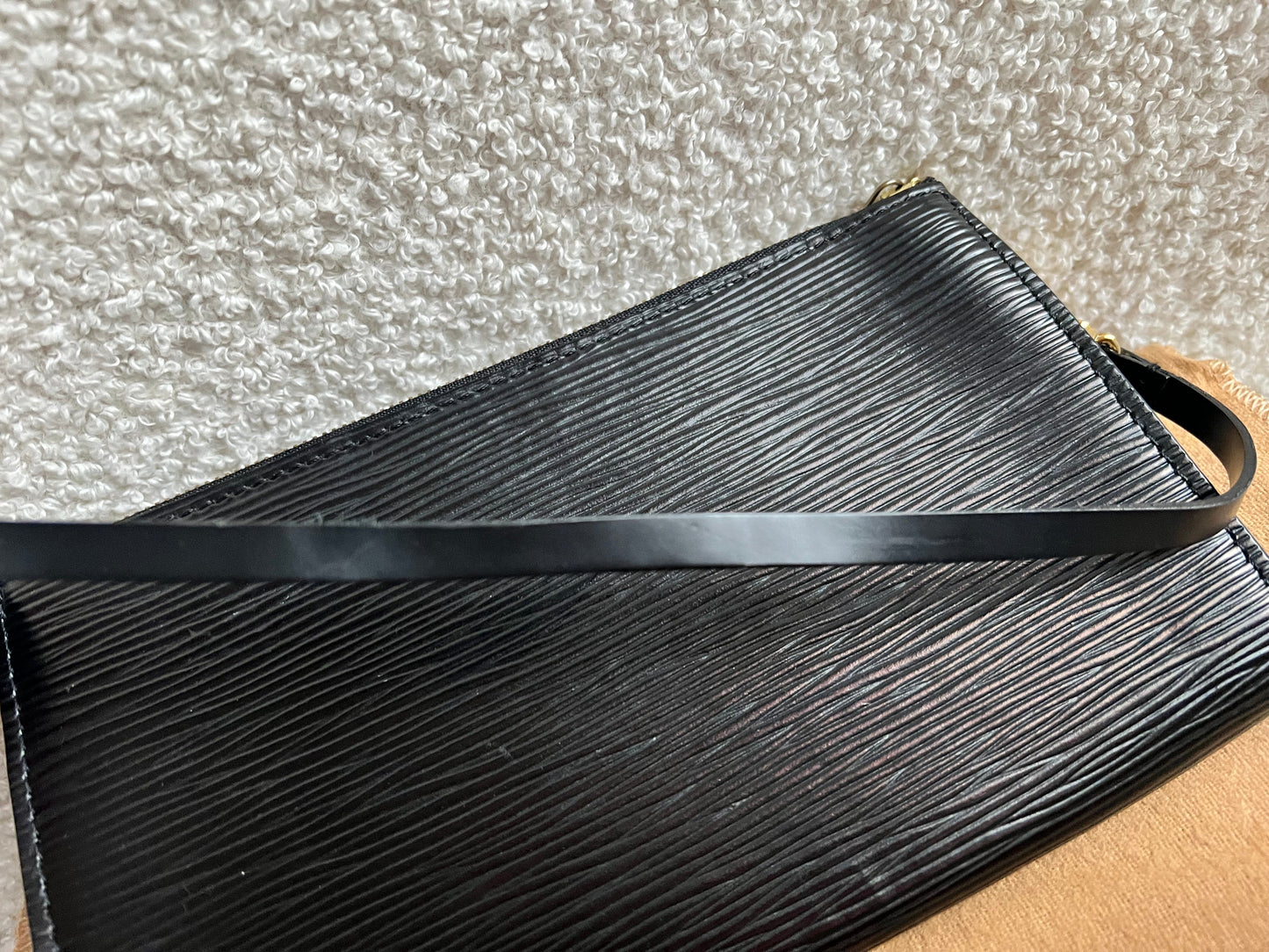 Louis Vuitton Vintage Black Epi Leather Pochette