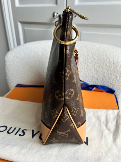 Louis Vuitton Odeon Monogram (RRP £1670)