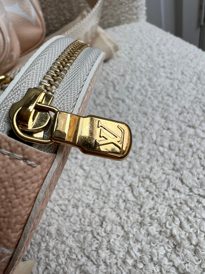 Louis Vuitton Multi Pochette Accessoires Summer By the Pool Limited Edition
