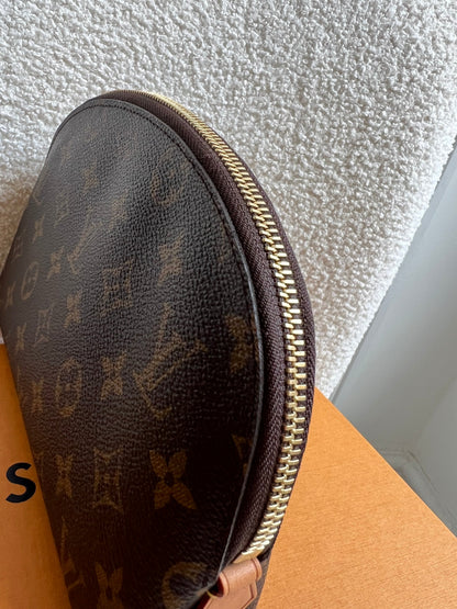 Louis Vuitton Cosmetic Pouch GM Monogram (RRP £495)