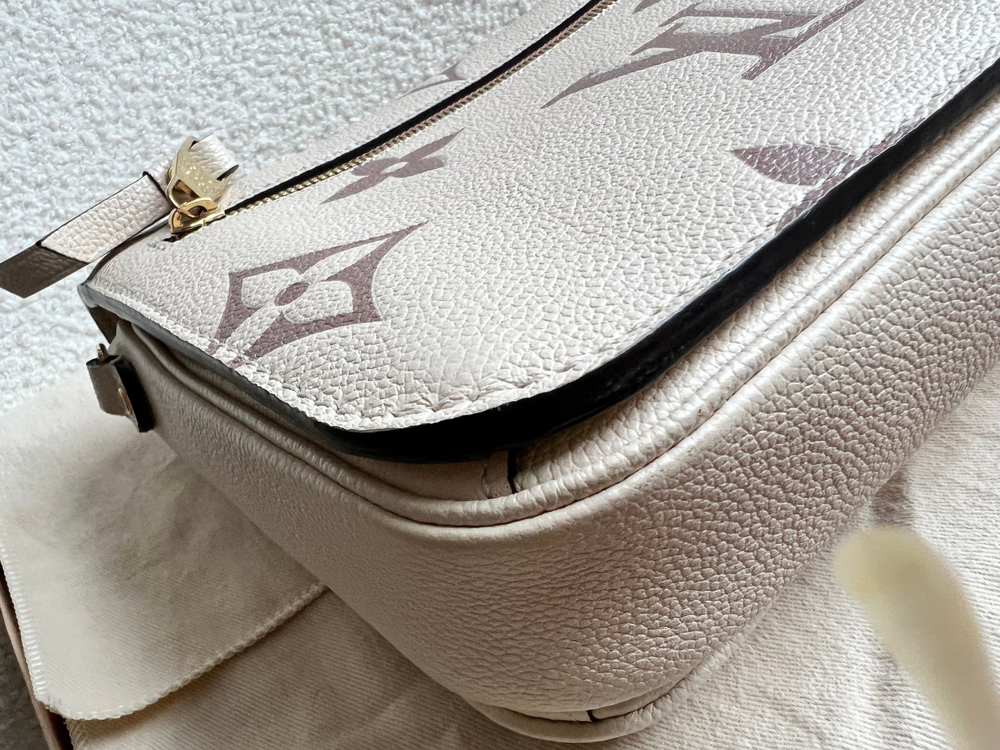 Louis Vuitton Pochette Metis Bicolour Empreinte (RRP £2,230)