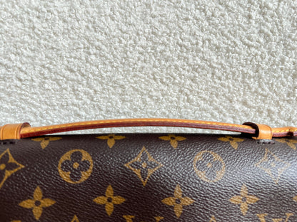 Louis Vuitton Pochette Metis Monogram (RRP £2,020)