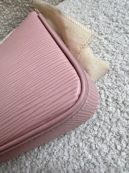 Louis Vuitton Easy Pouch Rose Ballerine Epi (RRP £1320)