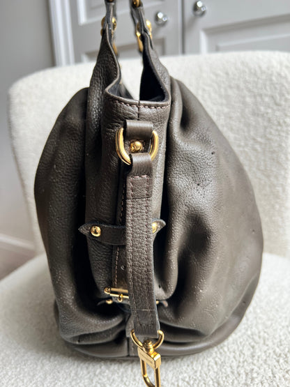 Louis Vuitton Gris Pearl Monogram Mahina Leather L Bag