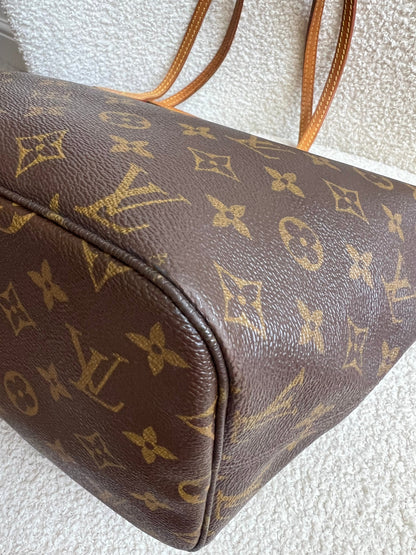 Louis Vuitton Neverfull MM Monogram Beige