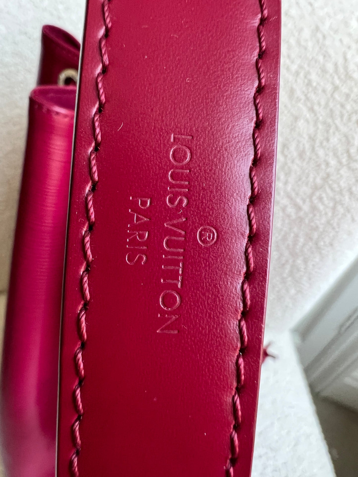 Louis Vuitton Fuchsia Epi Noe GM Bucket Bag