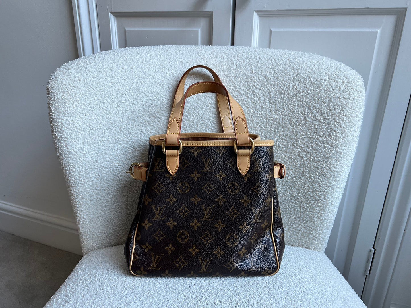 Louis Vuitton Batignolles in Monogram Canvas
