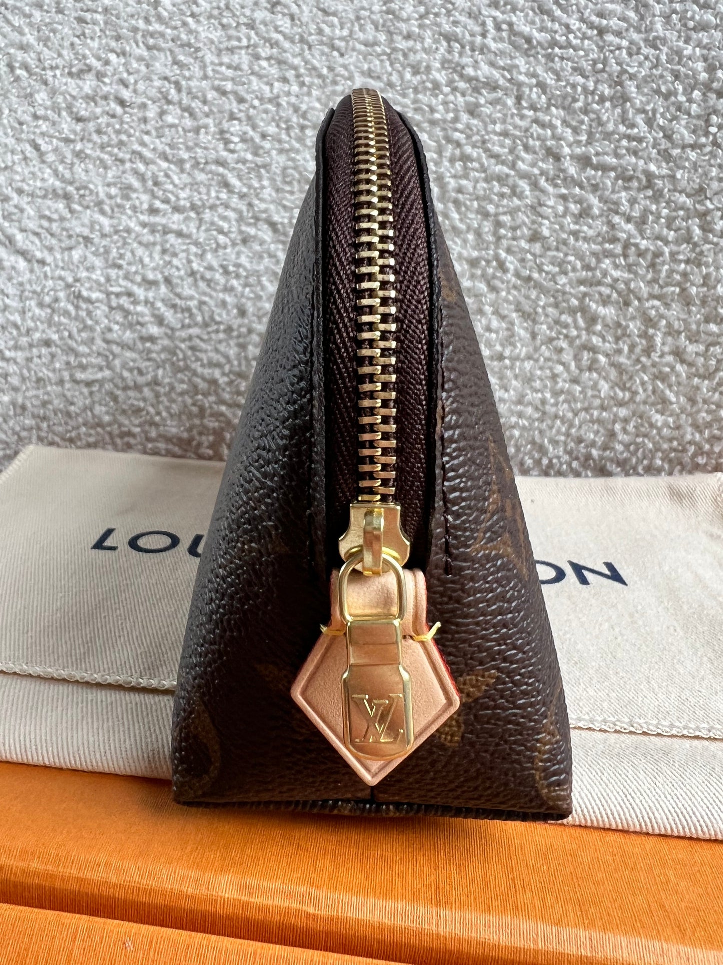 Louis Vuitton Cosmetic Pouch PM Monogram (RRP £415)