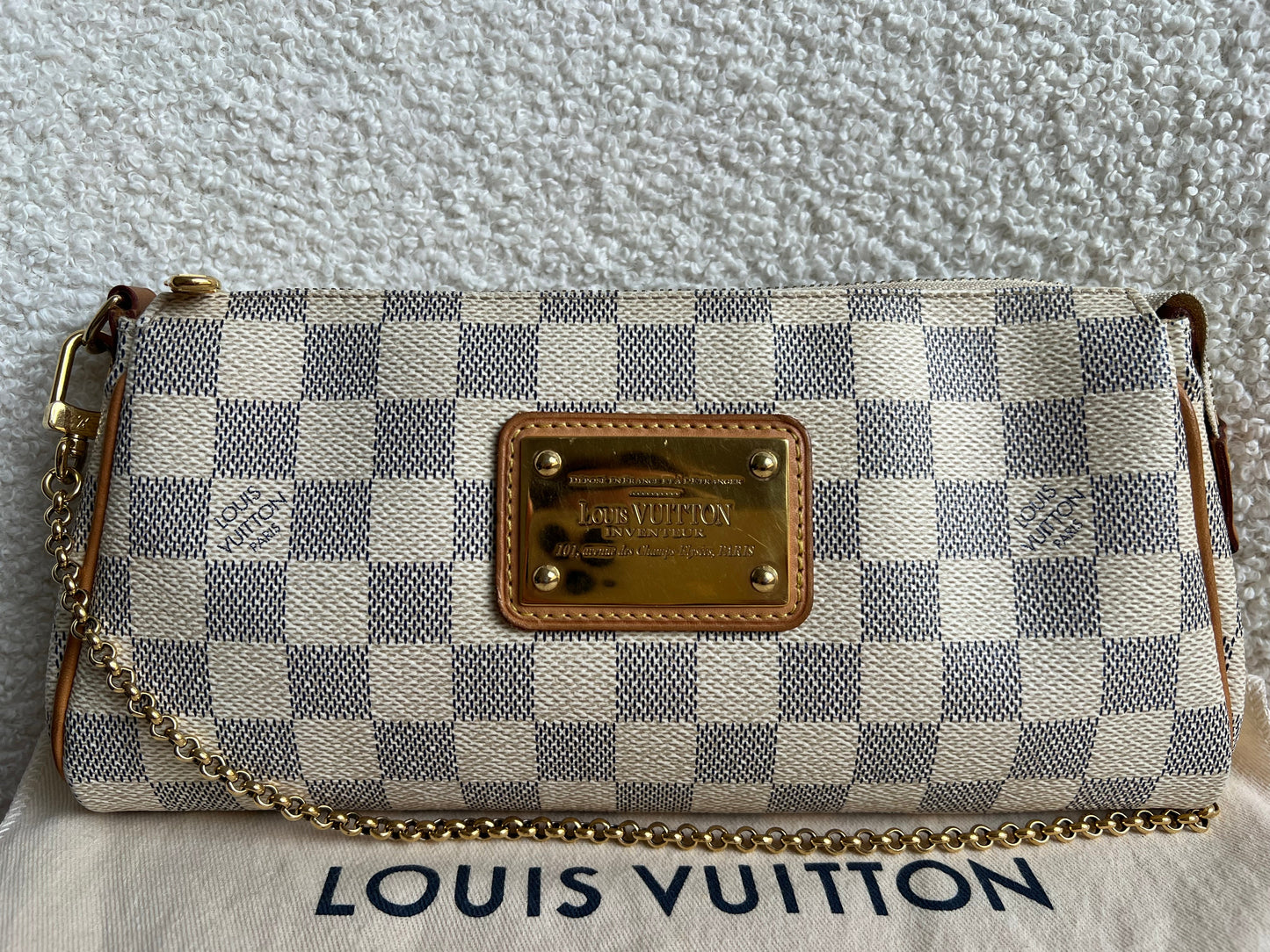 Louis Vuitton Eva Clutch Damier Azur