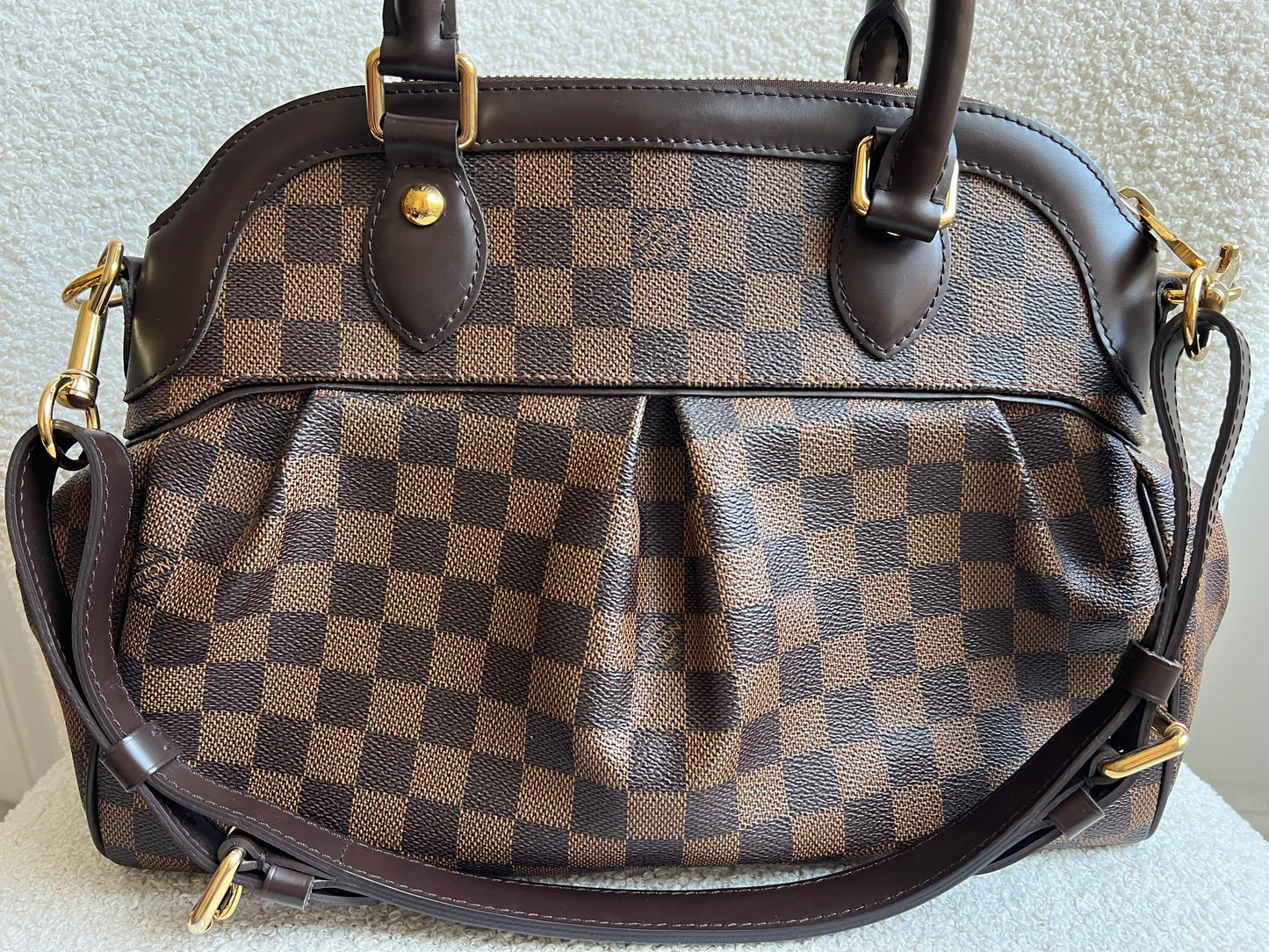 Vuitton Trevi PM Damier Ebene