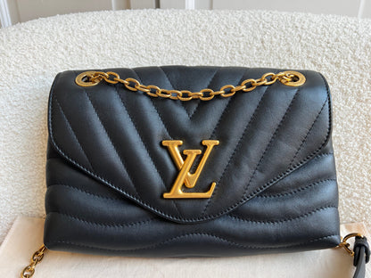 Louis Vuitton Black New Wave Chain Bag MM (RRP £2310)