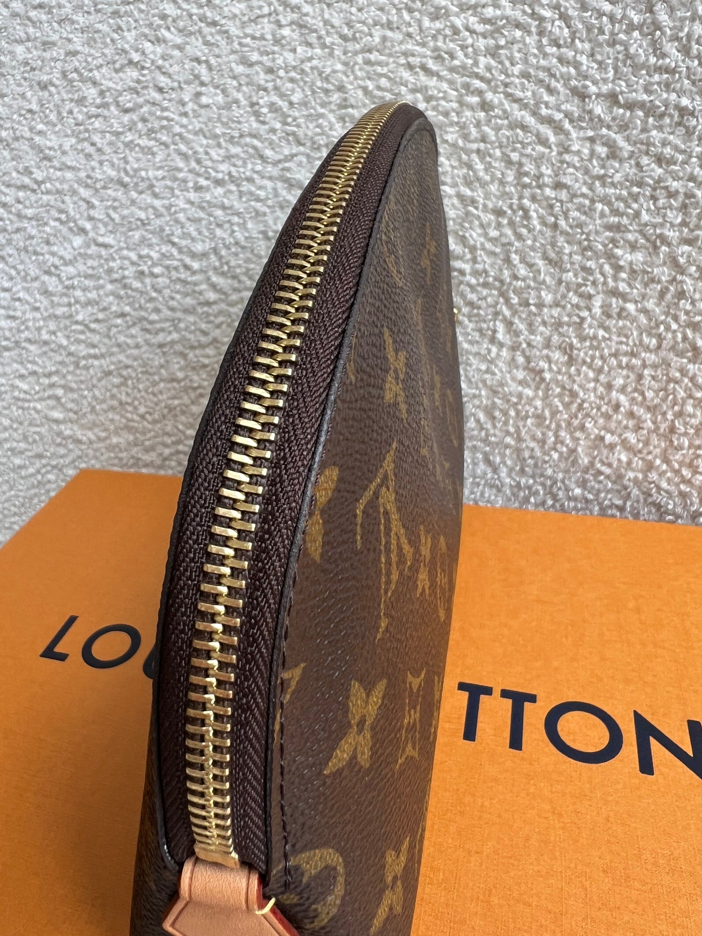 Louis Vuitton Cosmetic Pouch GM Monogram (RRP £495)