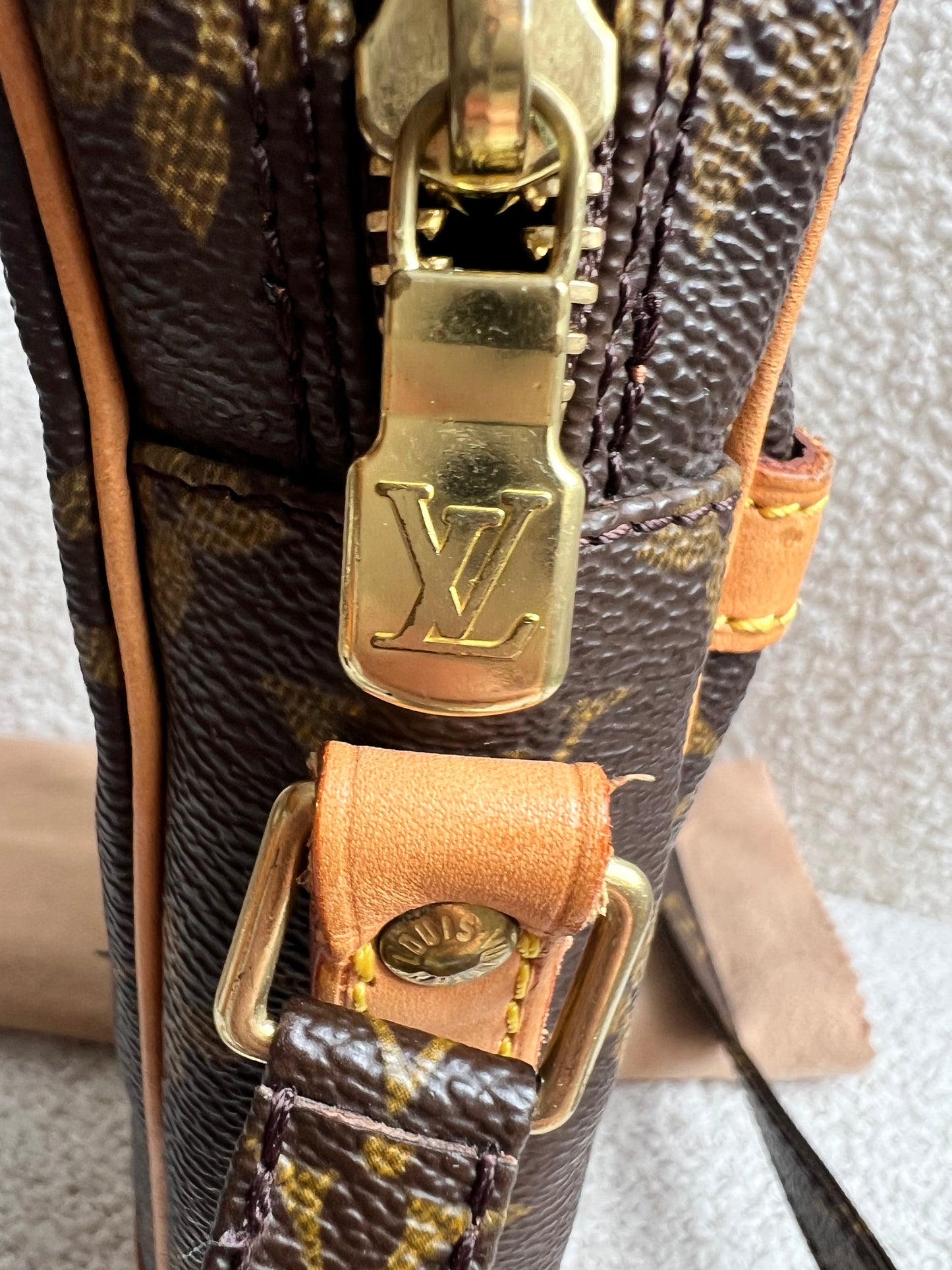 Louis Vuitton Danube Monogram
