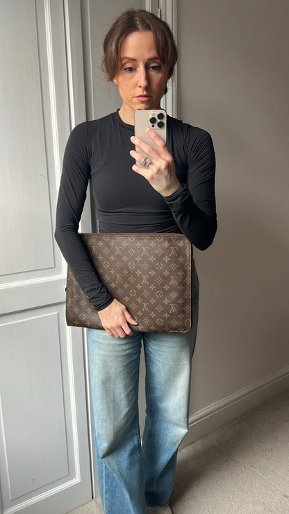 Louis Vuitton Monogram Poch Documents Portfolio Case 39