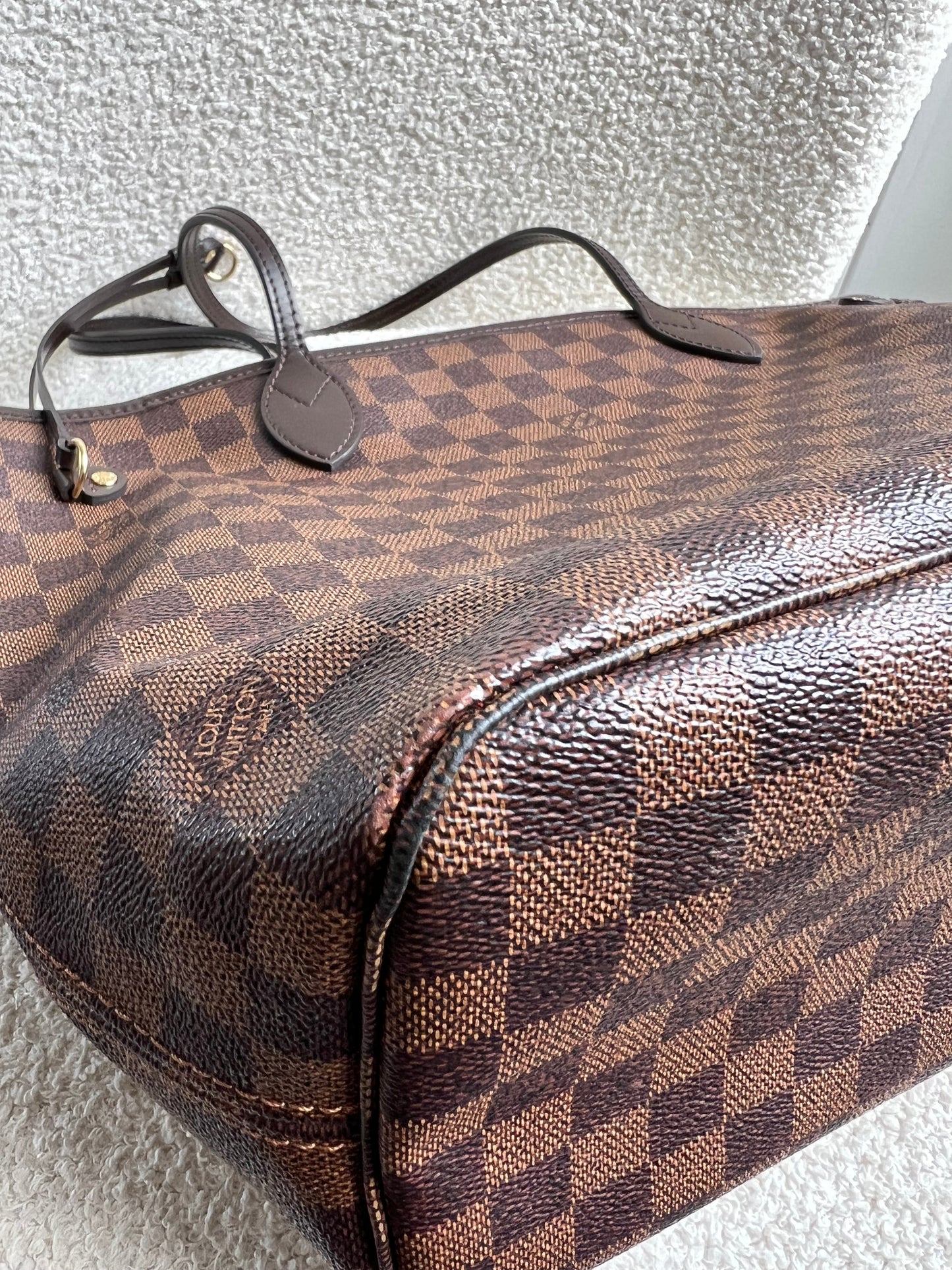 Louis Vuitton Neverfull MM Damier Ebene Cherry Interior (RRP £1,430)