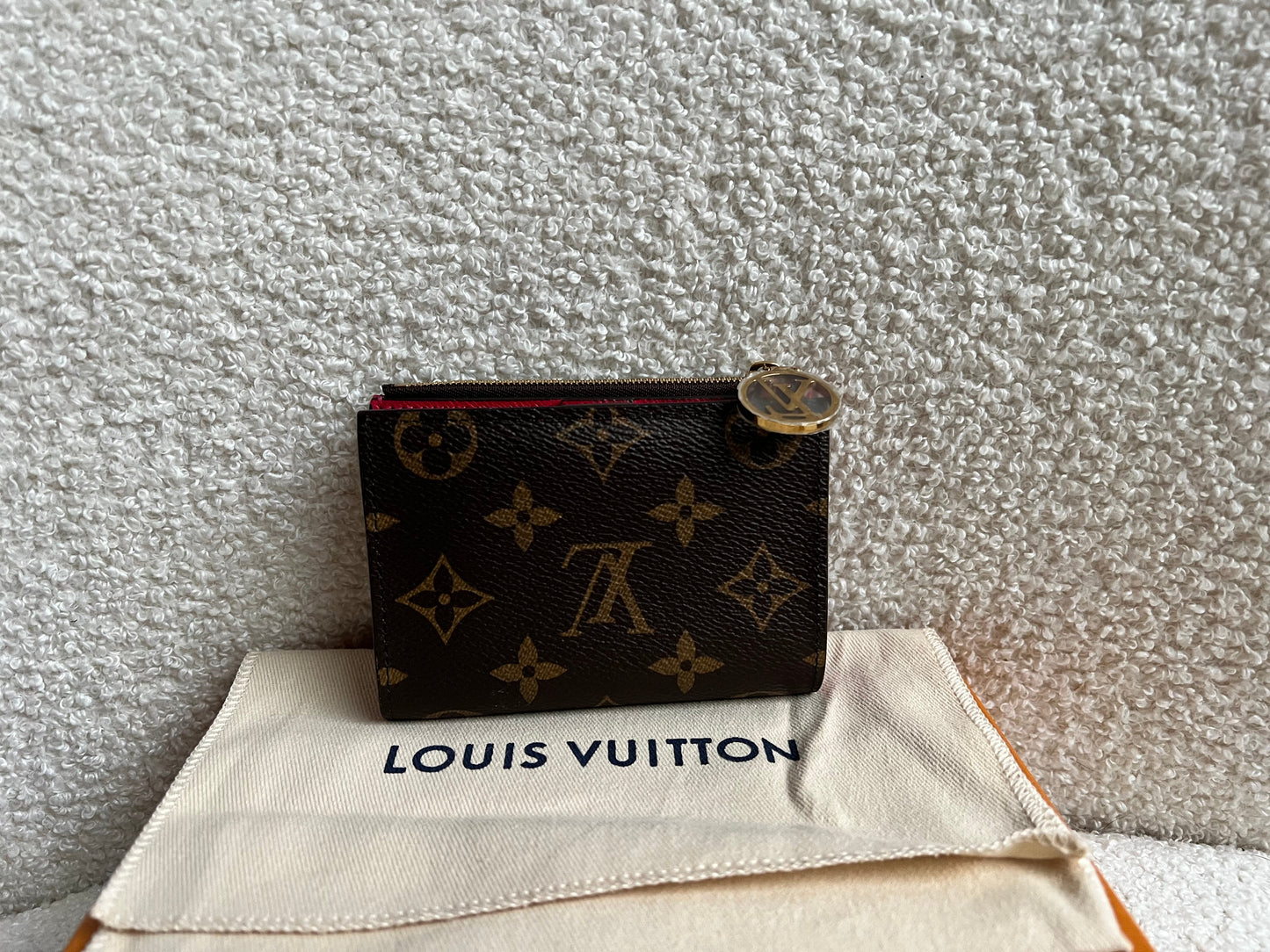 Louis Vuitton Lisa Wallet Monogram (RRP £390)