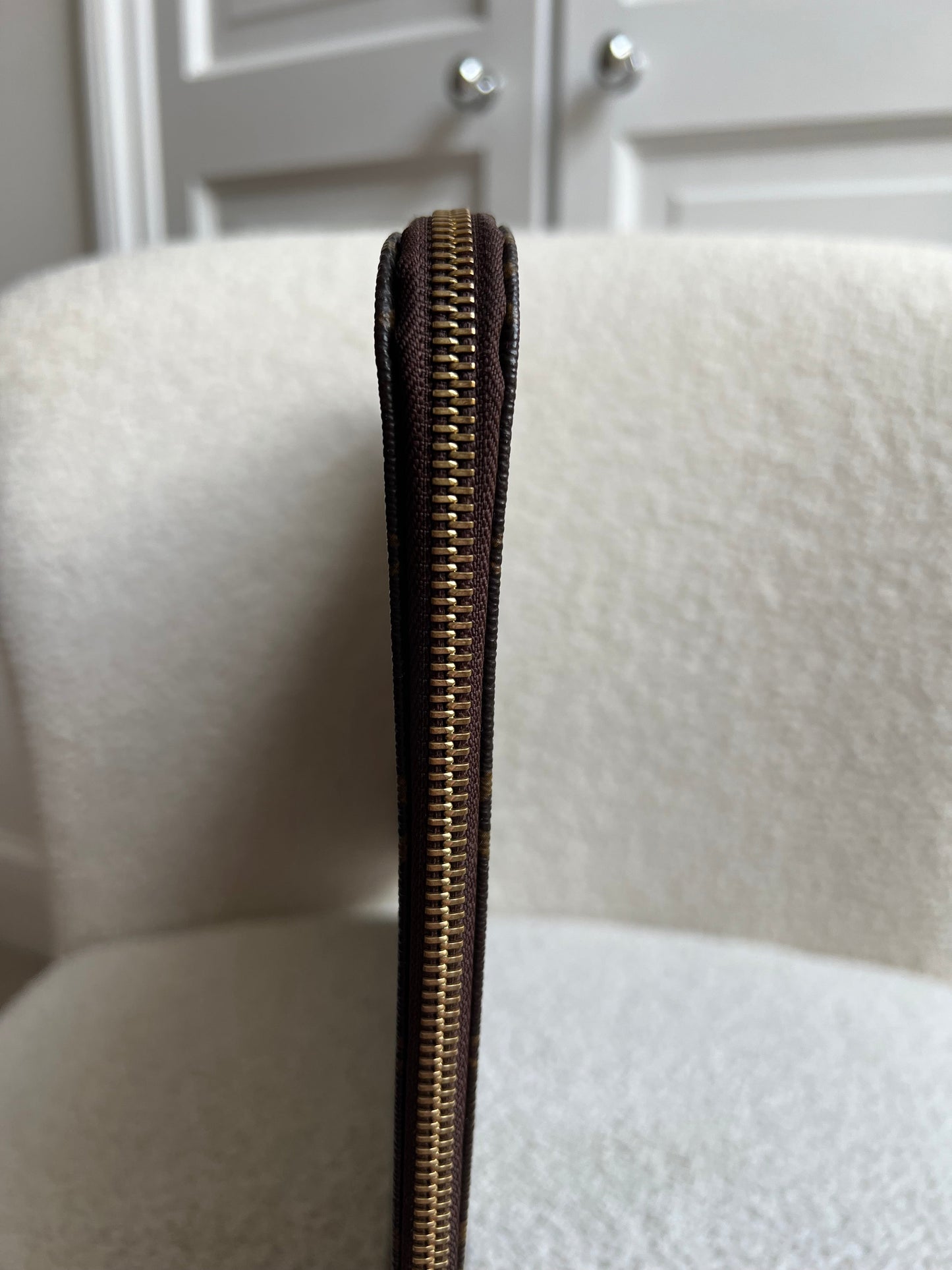 Louis Vuitton Monogram Poch Documents Portfolio Case 39