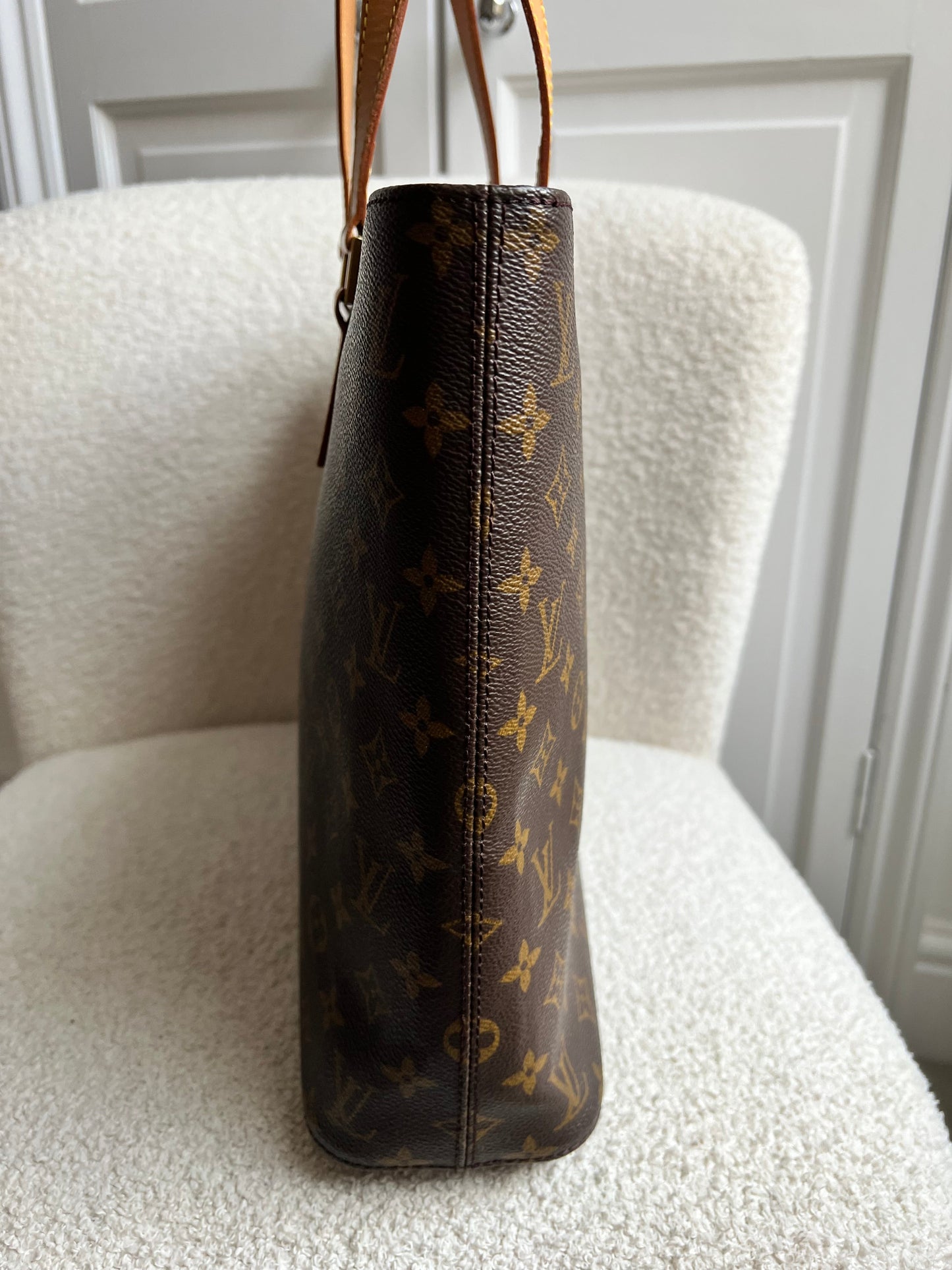 Louis Vuitton Luca Tote Monogram