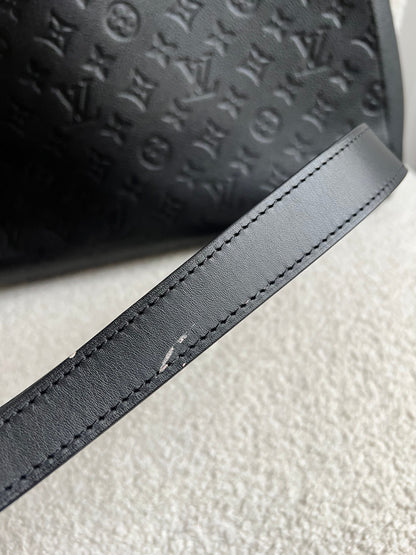 Louis Vuitton Montaigne GM in Black Monogram Empreinte (RRP £2230)