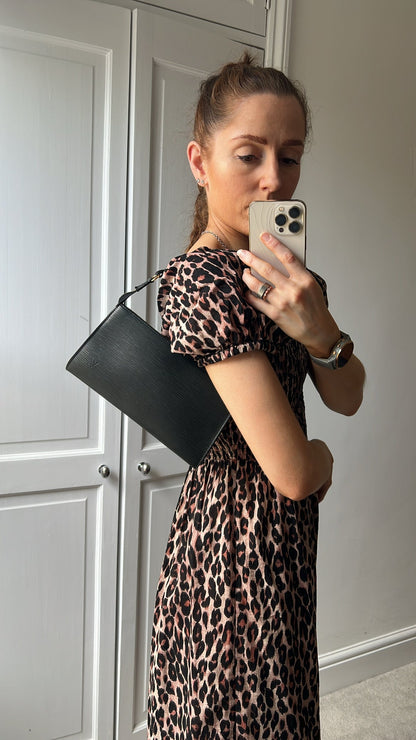 Louis Vuitton Vintage Black Epi Leather Pochette