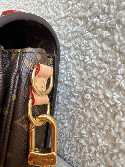 Louis Vuitton Pochette Metis East West Monogram (RRP £2,270)