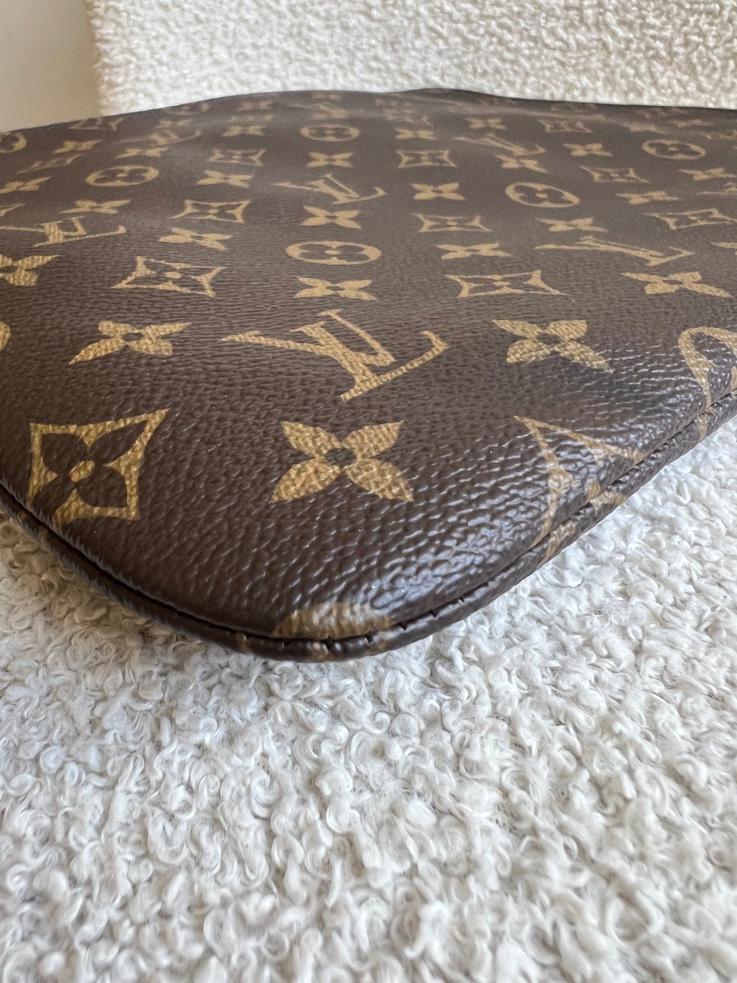 Louis Vuitton Etui Voyage GM Document Holder Monogram