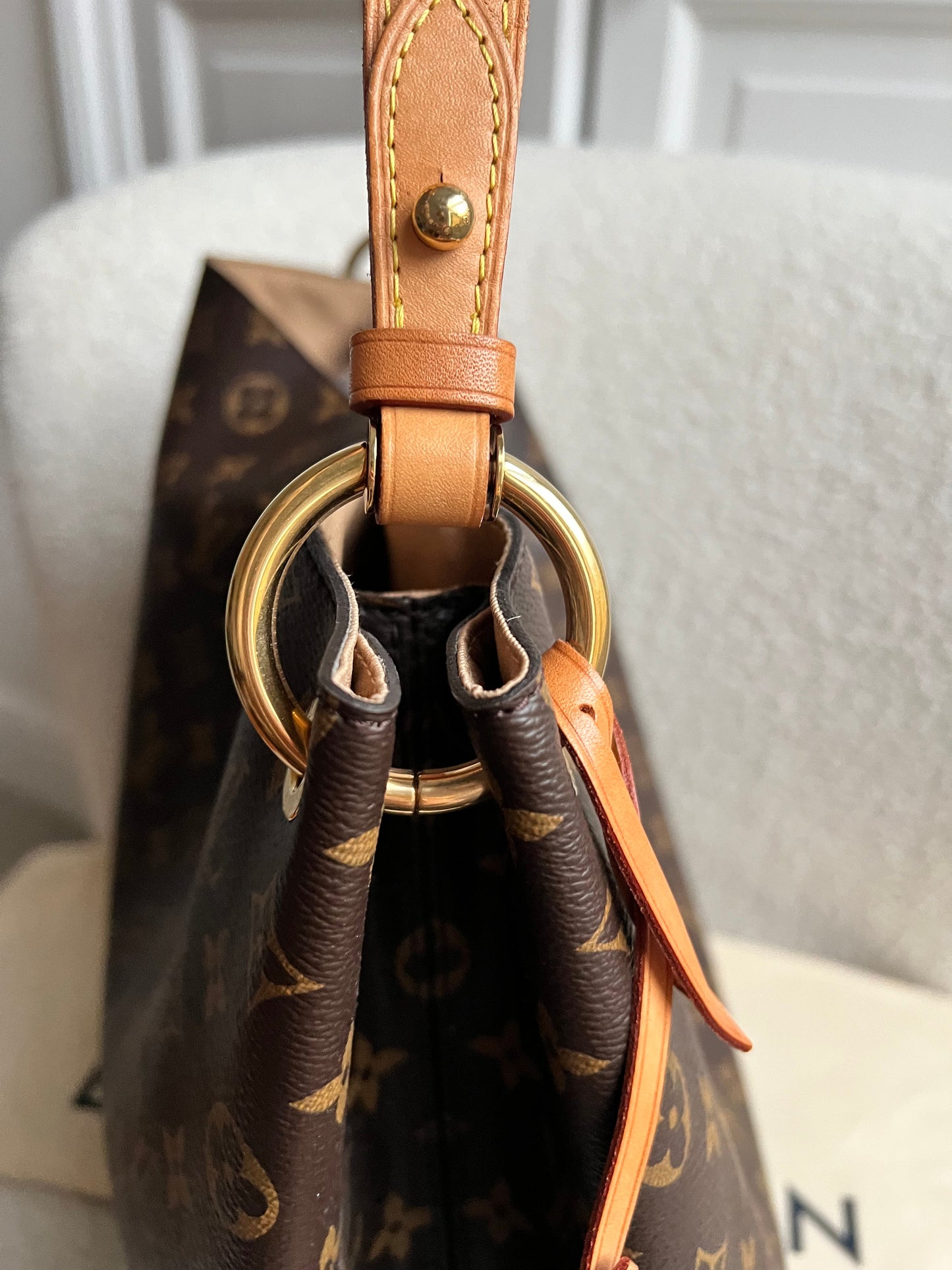 Louis Vuitton Graceful MM Monogram (RRP £1,420)