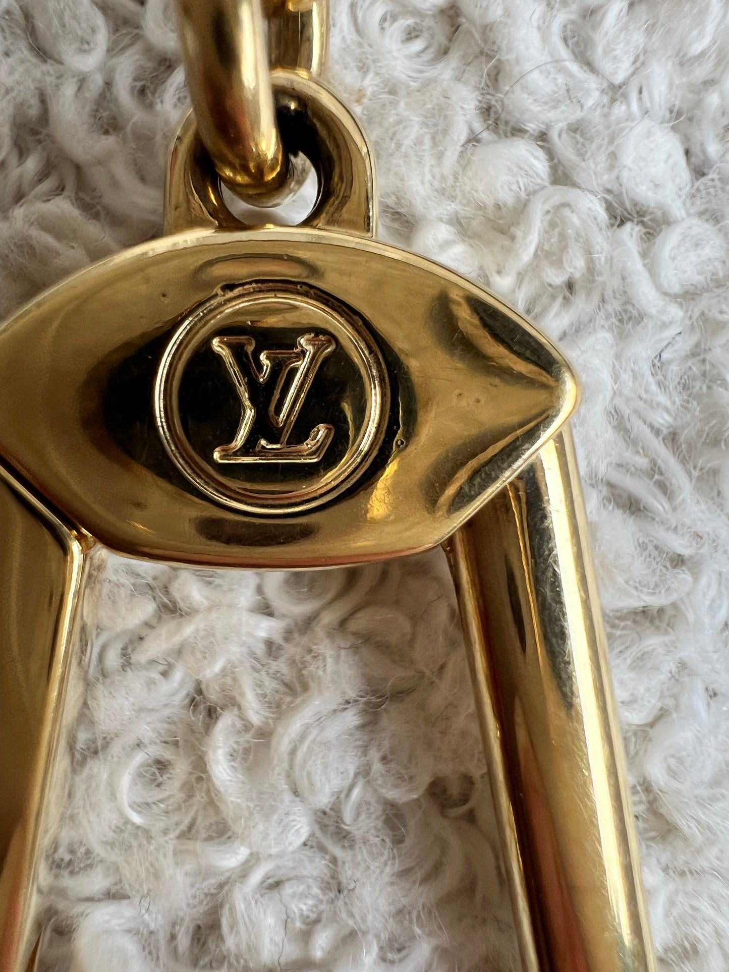 Louis Vuitton Amarante Vernis Key Pouch