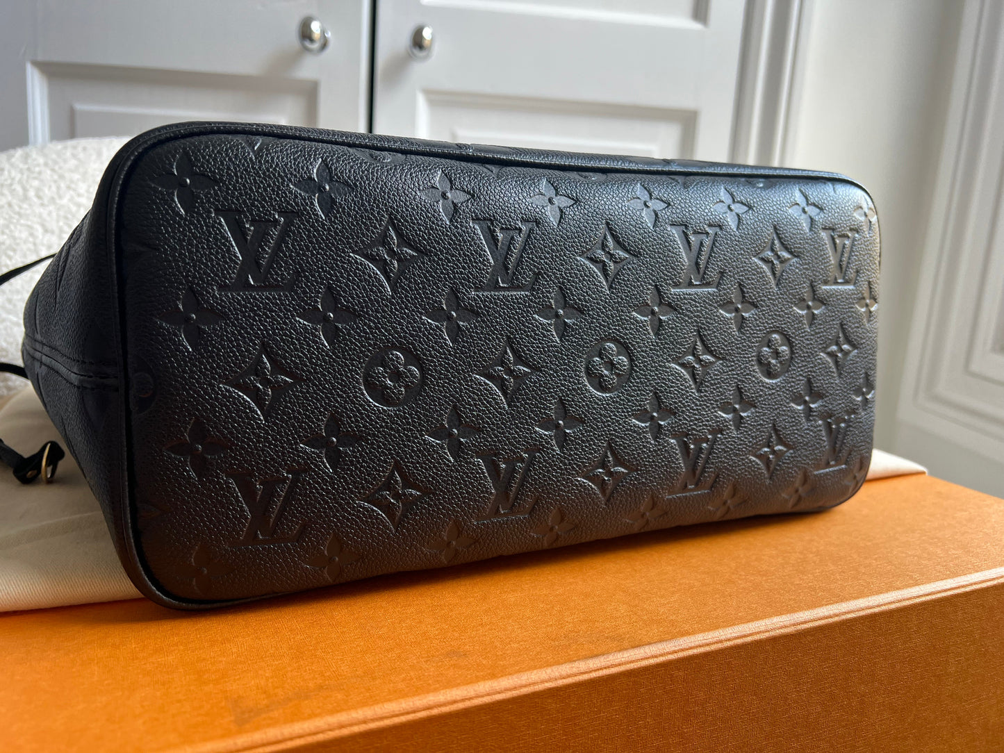 Louis Vuitton Neverfull MM Black Empreinte (RRP £2,010)