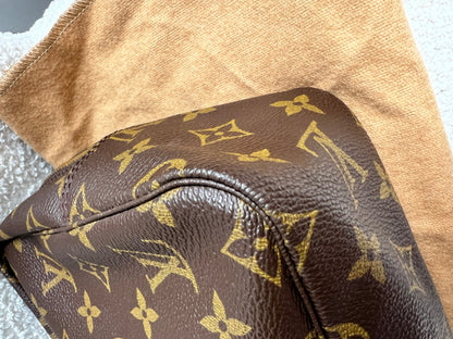 Louis Vuitton Monogram Trousse Toiletry Pouch