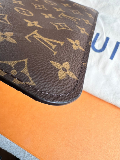 Louis Vuitton Carry It Tote