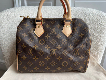 Louis Vuitton Speedy 25 Bandouliere Monogram (RRP £1,470)