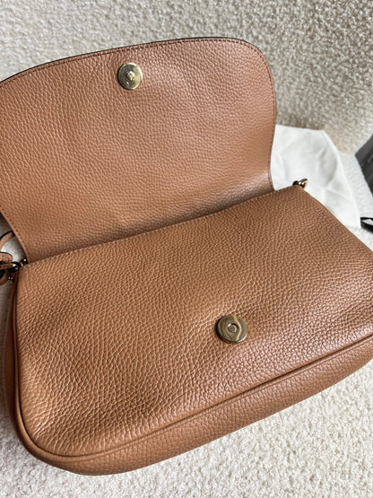 Gucci Beige Soho Chain Crossbody Flap Bag