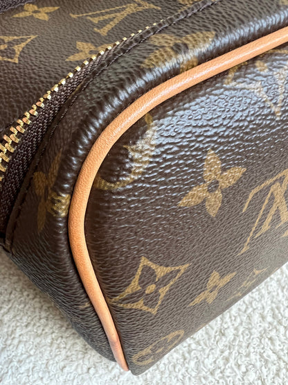 Louis Vuitton Dopp Kit Toilet Pouch Monogram (RRP £780)