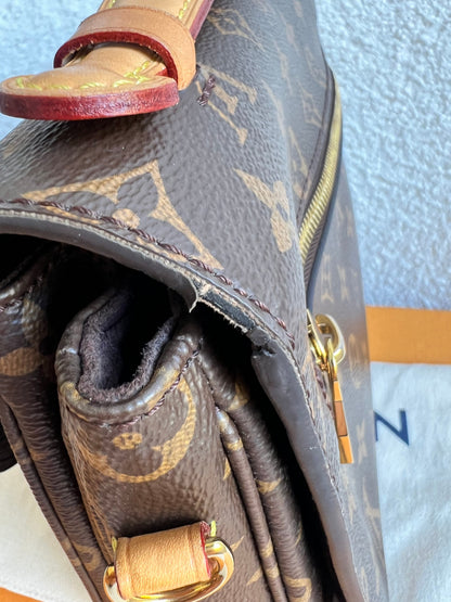 Louis Vuitton Pochette Metis Monogram (RRP £2,020)