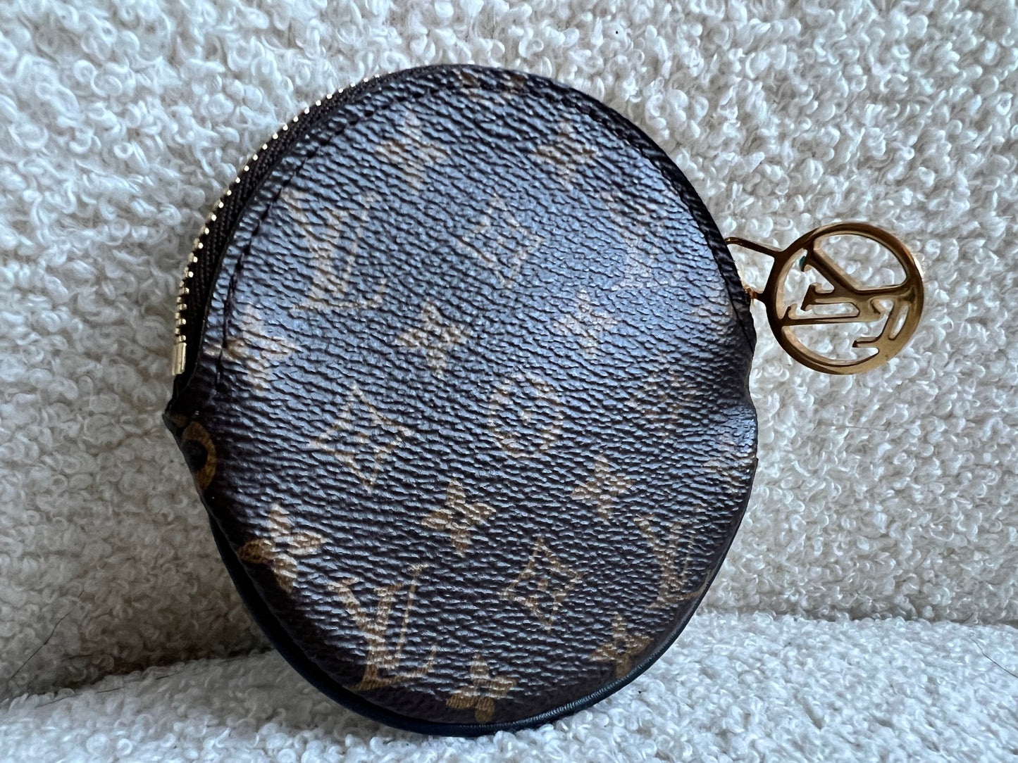 Louis Vuitton Giant Monogram Trio Pouch set