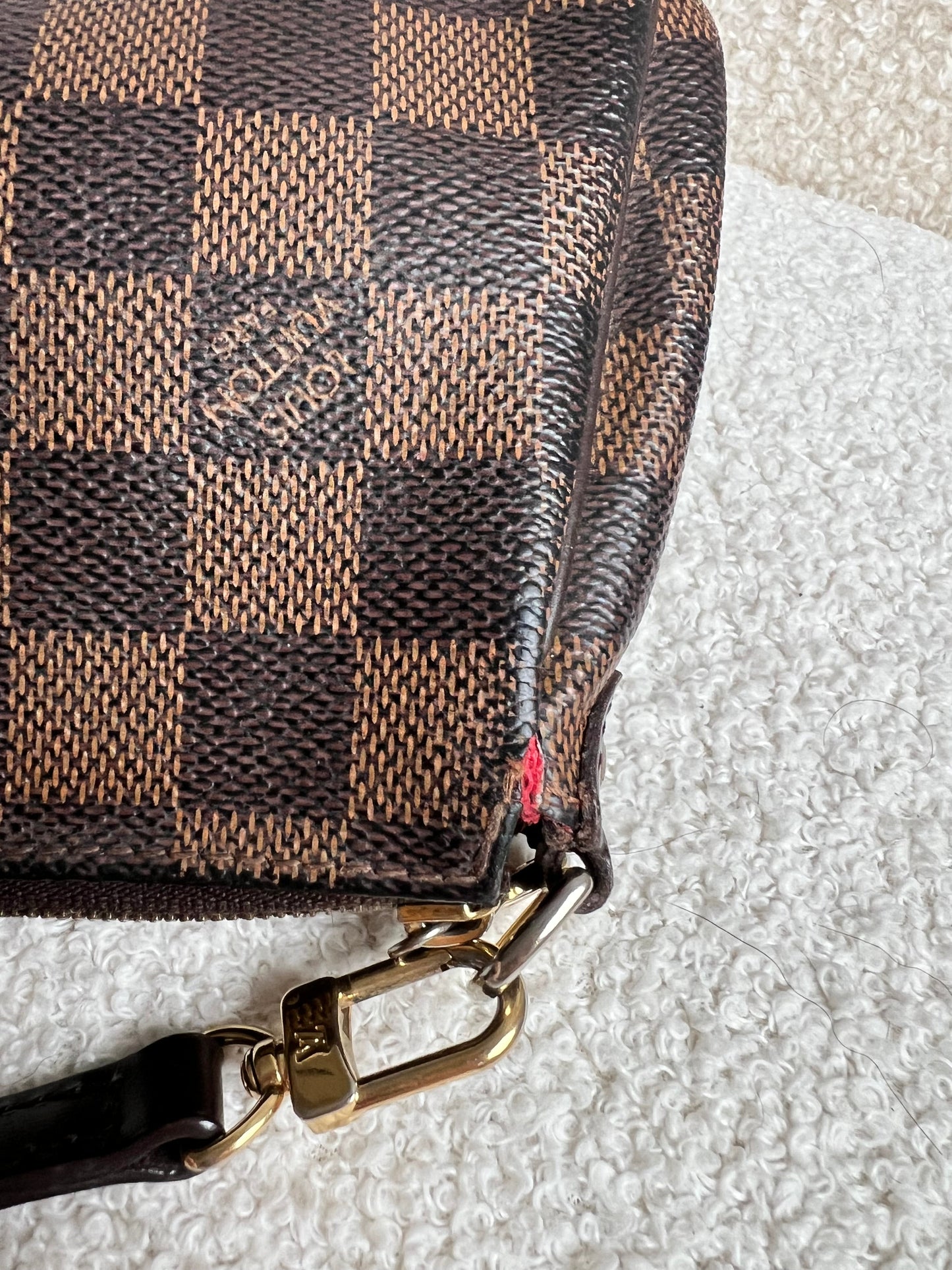 Louis Vuitton Eva Clutch Damier Ebene