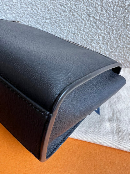 Louis Vuitton Mylockme Black (RRP £2080)