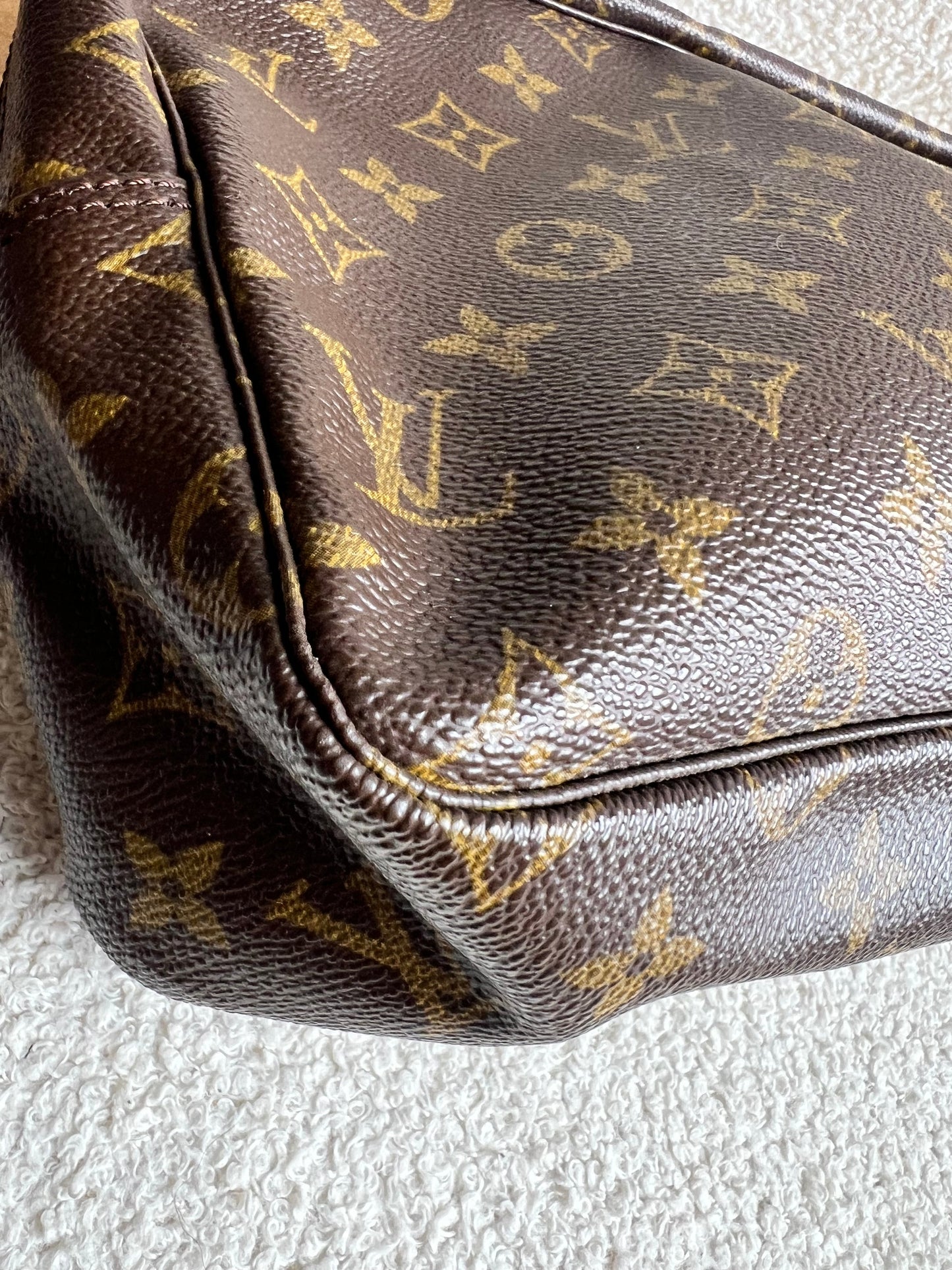 Louis Vuitton Monogram Trousse Toiletry Pouch