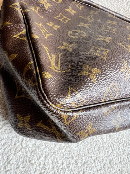Louis Vuitton Monogram Trousse Toiletry Pouch