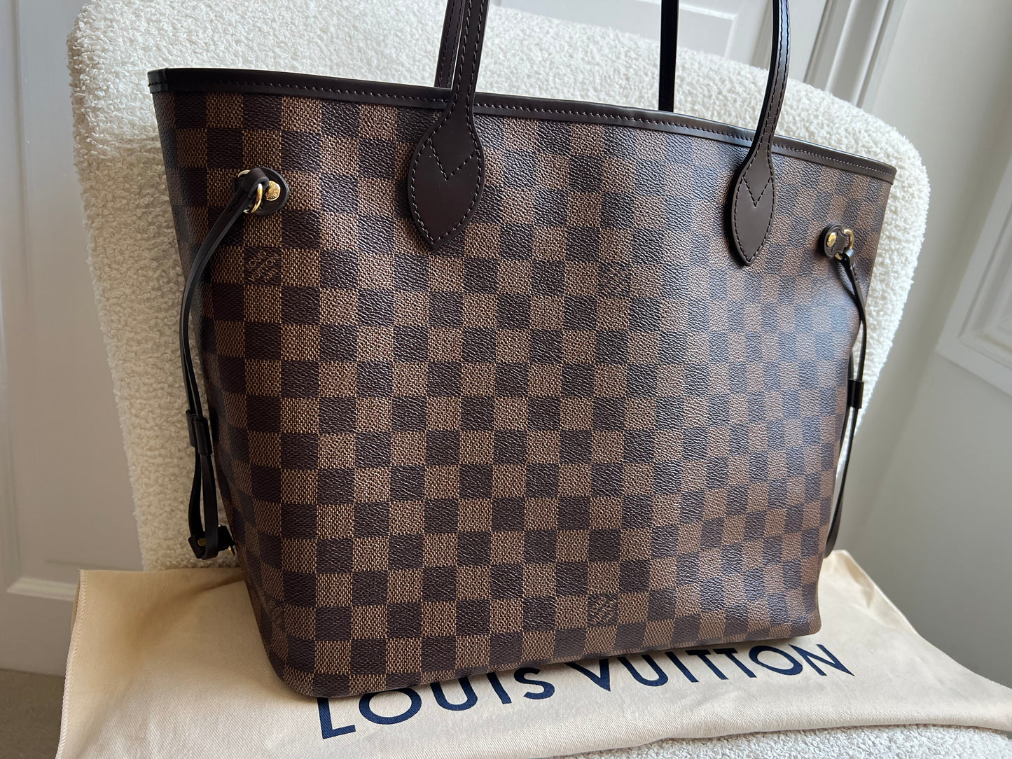 Louis Vuitton Neverfull MM Damier Ebene Cherry Interior (RRP £1,430)