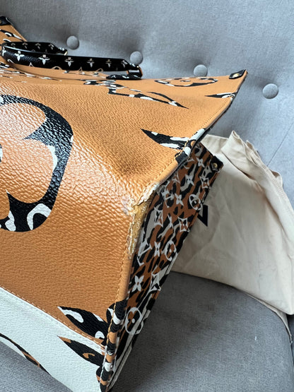 Louis Vuitton Limited Edition On the Go GM Jungle Giant Monogram Ivory Havana Beige (RRP £2,450)
