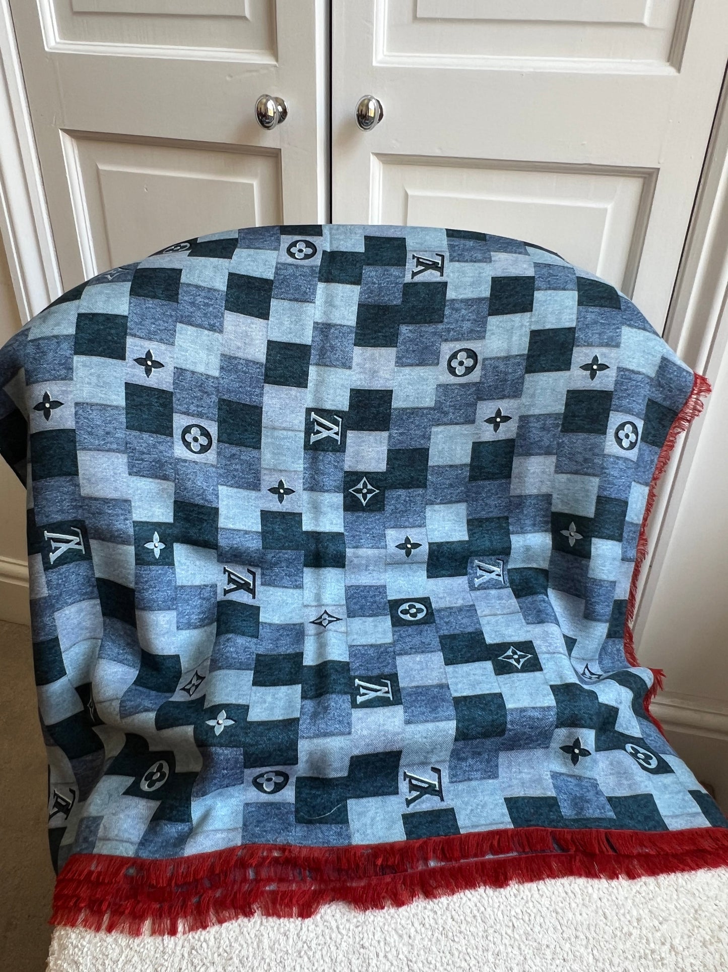 Louis Vuitton Monogram Denim Check Shawl (RRP £550)