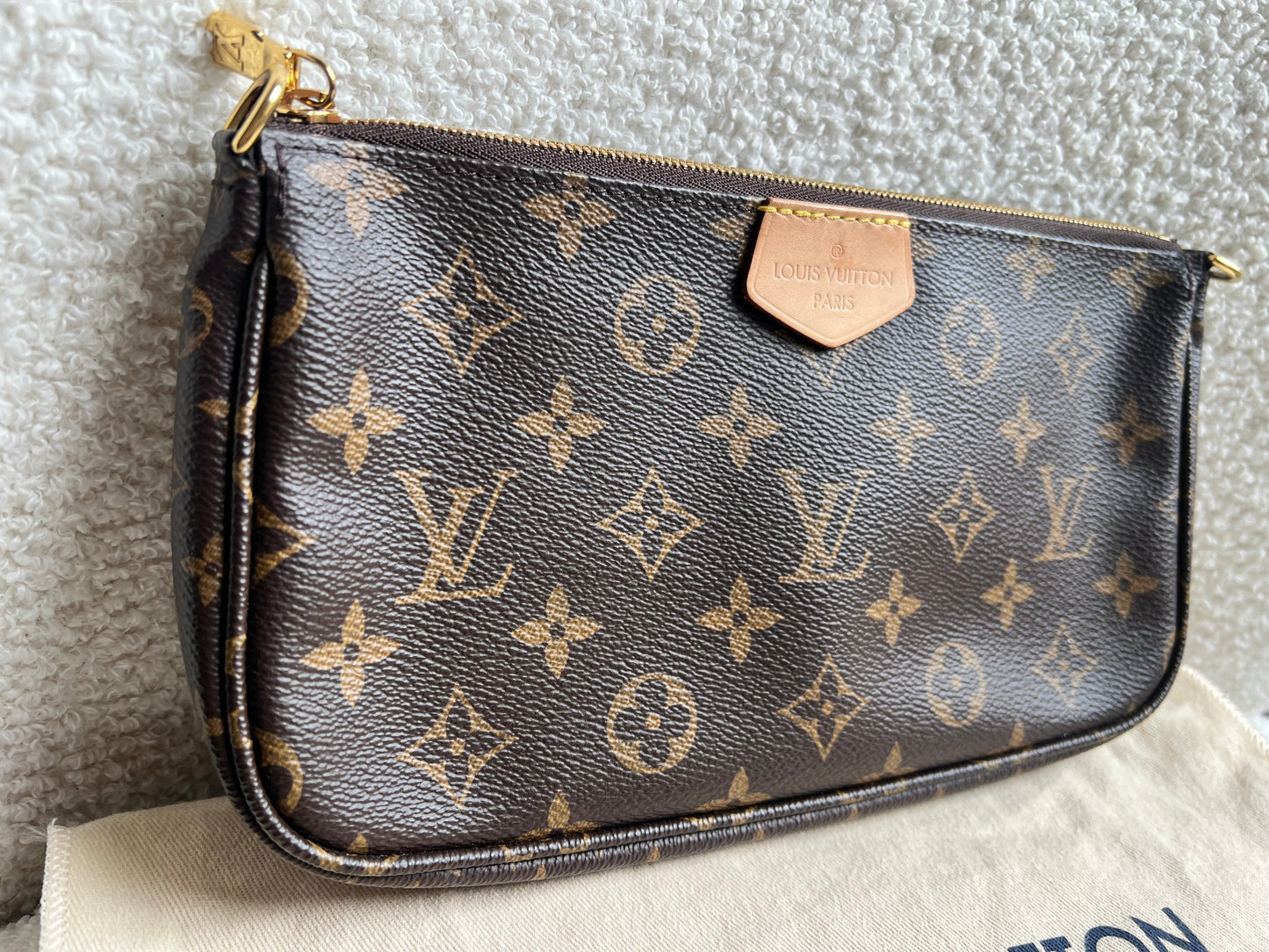Louis Vuitton Multi Pochette Accessoires Khaki (RRP £2030)