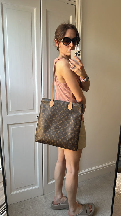 Louis Vuitton Carry It Tote