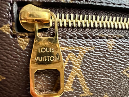 Louis Vuitton Pochette Metis Monogram (RRP £2,020)